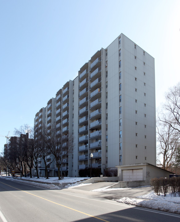 205 Cosburn in Toronto, ON - Building Photo