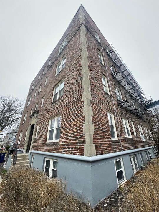 5 Haskell St, Unit 34 in Cambridge, MA - Foto de edificio