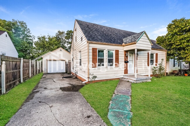 124 E Lindberg Dr in Fairborn, OH - Building Photo - Building Photo