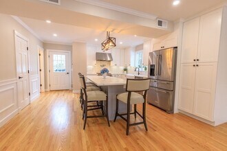 58 Walnut St in Shrewsbury, MA - Building Photo - Building Photo