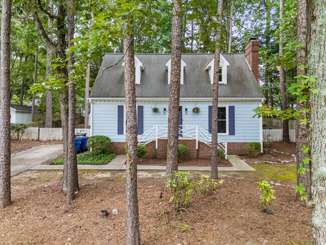 7500 Ray Rd in Raleigh, NC - Foto de edificio - Building Photo