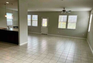 400 Eagle Brook Ln in Buda, TX - Building Photo - Building Photo
