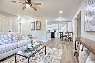 704 Natchez River Cir in Montgomery, TX - Building Photo - Building Photo