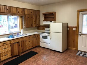 318 Gilbert Ave in Eau Claire, WI - Building Photo - Building Photo