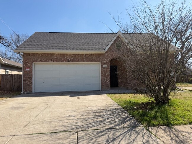 property at 3618 Metropolitan Ave