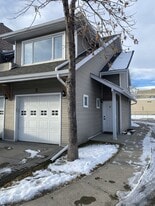 914-920 20 St SE in Calgary, AB - Building Photo
