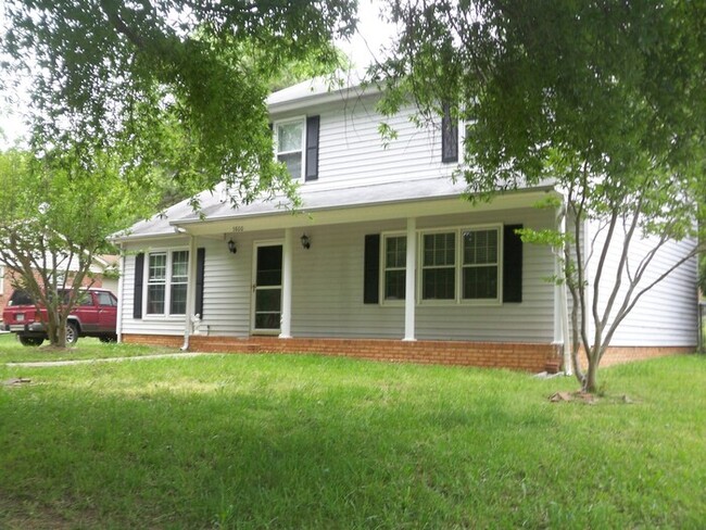 5800 Hillcrest Cir in Indian Trail, NC - Building Photo - Building Photo