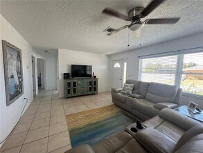 18140 Wolbrette Cir in Port Charlotte, FL - Building Photo - Building Photo