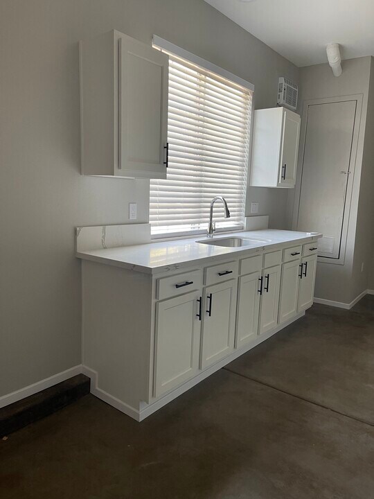 39150 Chandler Dr, Unit 1 in Temecula, CA - Building Photo