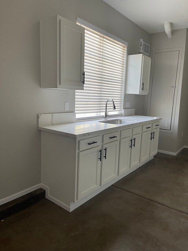 39150 Chandler Dr, Unit 1