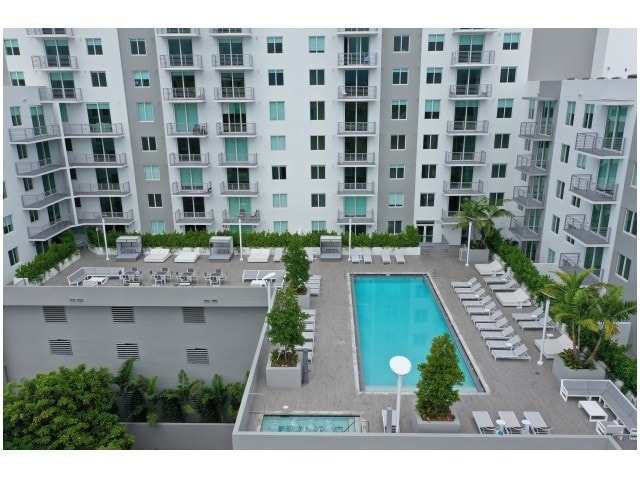 Brickell West City Rentals in Miami, FL - Building Photo