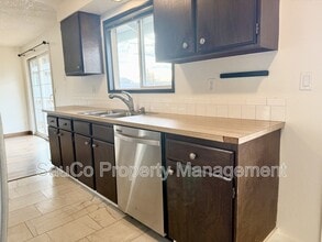 425 S 8th St in Saint Helens, OR - Building Photo - Building Photo