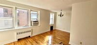 279 N Broadway in Yonkers, NY - Building Photo - Building Photo