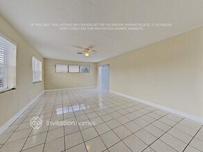 854 W Jasmine Dr in West Palm Beach, FL - Building Photo - Building Photo