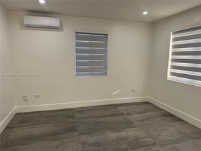 731 E 19th St in Hialeah, FL - Building Photo - Building Photo