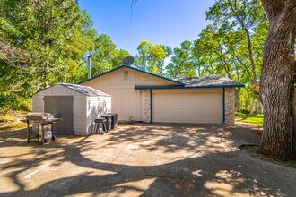 4620 Fawn St in Shingle Springs, CA - Foto de edificio - Building Photo