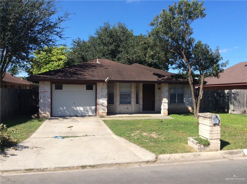 1410 State Ave in San Juan, TX - Building Photo