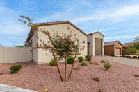 3327 N 197th Ln in Buckeye, AZ - Foto de edificio - Building Photo