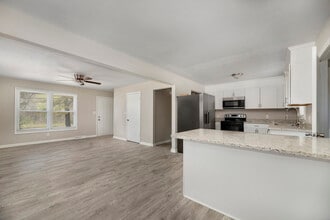 255 Hall Ave NW in Concord, NC - Building Photo - Building Photo