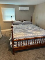 207 N Armistead Ave in Hampton, VA - Building Photo