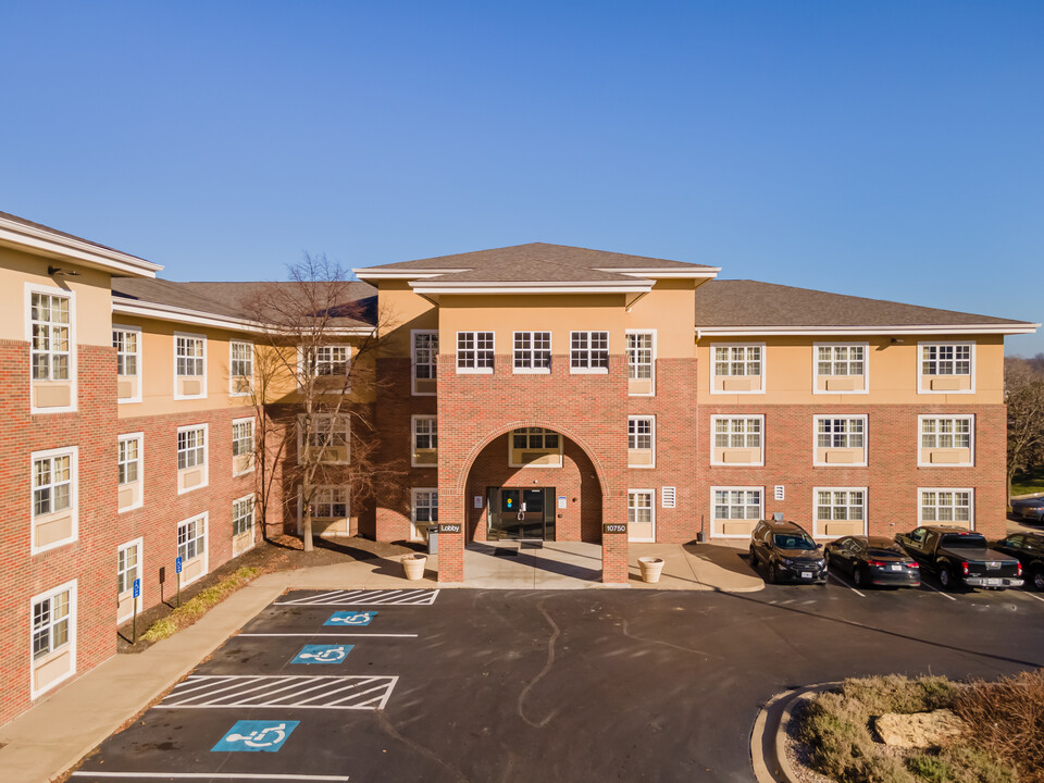 Furnished Studio - Overland Park in Overland Park, KS - Foto de edificio