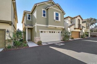 315 Oak Hill Rd in Paso Robles, CA - Building Photo