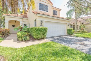 2675 Oak Park Cir in Davie, FL - Building Photo
