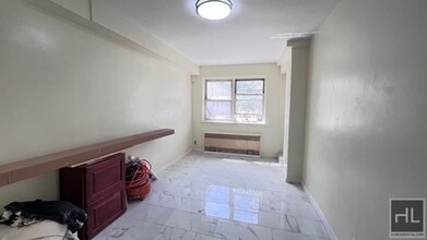 956 E 54th St in Brooklyn, NY - Building Photo - Building Photo