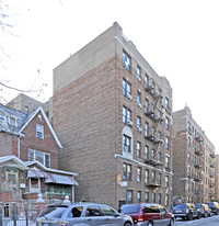 37-37 88th Street in Flushing, NY - Foto de edificio - Building Photo