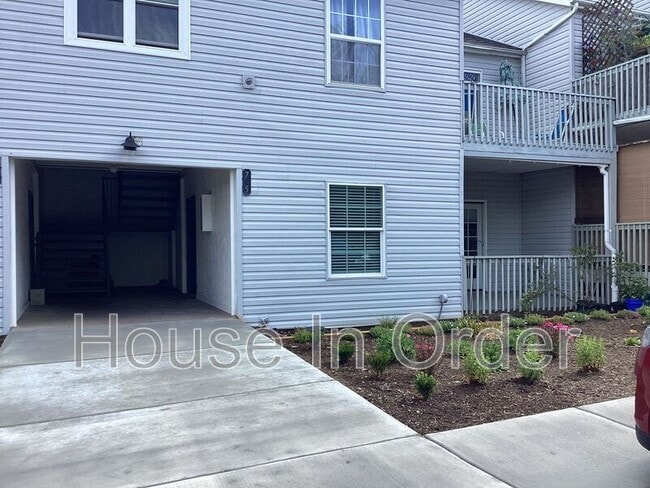 14 Dula Springs Rd in Weaverville, NC - Building Photo - Building Photo
