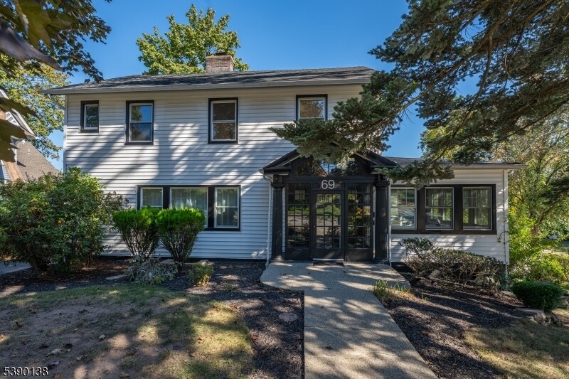 69 Fairview Ave in Verona, NJ - Foto de edificio