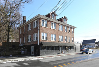 32 Market St in Wappingers Falls, NY - Building Photo - Building Photo