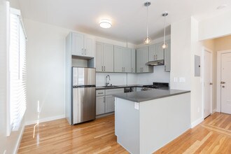 1955 Leavenworth in San Francisco, CA - Building Photo - Building Photo