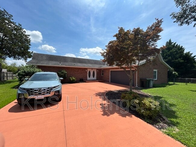 property at 21 Eagle Point Rd