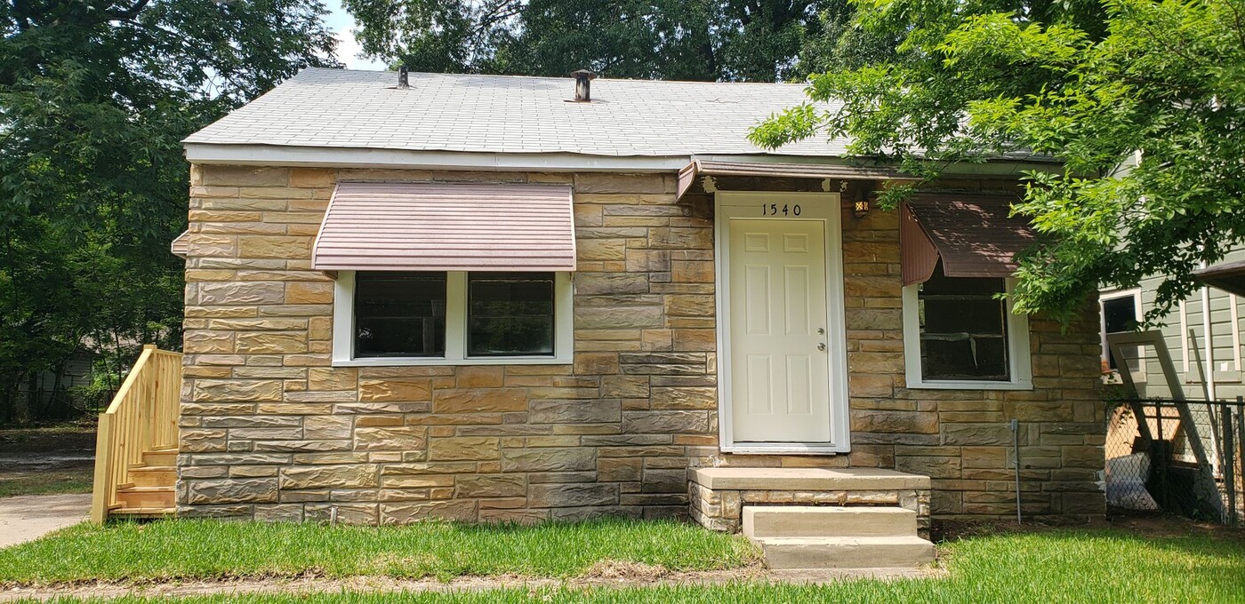 1540 Clover St in Shreveport, LA - Building Photo