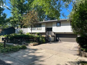 1308 Shirley St in Middleton, WI - Building Photo - Building Photo