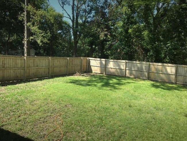 907A Hampton Ave in Greenville, SC - Building Photo - Building Photo