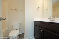 117 Jaydn Dr W photo'