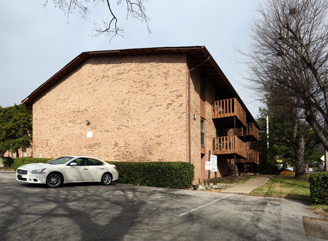 Fairwood Apartments in Nashville, TN - Building Photo - Building Photo