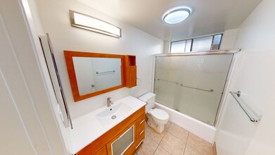 425FIRST in Alhambra, CA - Building Photo - Interior Photo