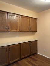 17 Parkside Ct, Unit 8 in Vernon Hills, IL - Building Photo - Building Photo