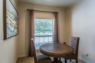 The Vineyards in Germantown, TN - Foto de edificio - Interior Photo