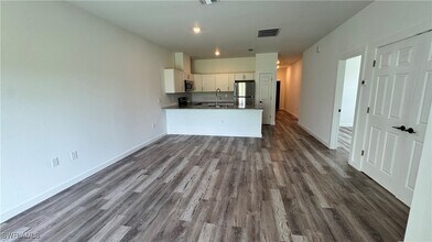 4509 21st St SW in Lehigh Acres, FL - Building Photo - Building Photo