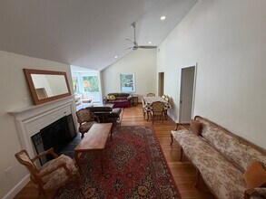 63 Hackensack Rd in Boston, MA - Building Photo - Building Photo