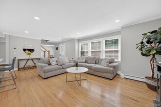 3208 Douglas Dr in Yorktown Heights, NY - Building Photo - Building Photo