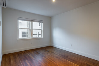 172 Nassau St in Princeton, NJ - Building Photo - Interior Photo