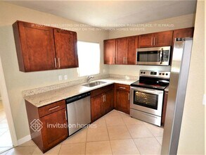 7491 Fillmore St in Hollywood, FL - Building Photo - Building Photo