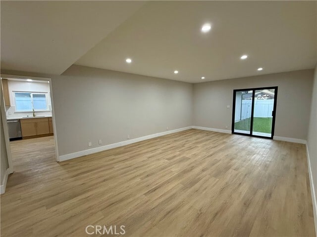 11912 Elkwood St in North Hollywood, CA - Building Photo - Building Photo