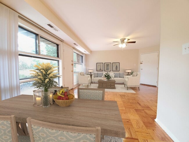 LaSalle Park Apartments in Hyattsville, MD - Foto de edificio - Building Photo