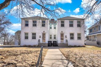 Park Place Apartments in Omaha, NE - Building Photo - Primary Photo